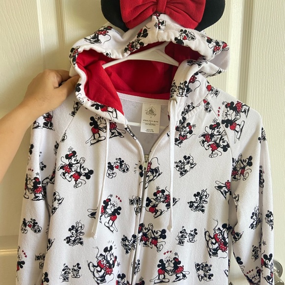 Disney Hoodie with Minie Mouse Ears 🎀 - Picture 2 of 4